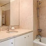 Apartment Libest Chiado 1 - Largo Do Carmo Lissabon
