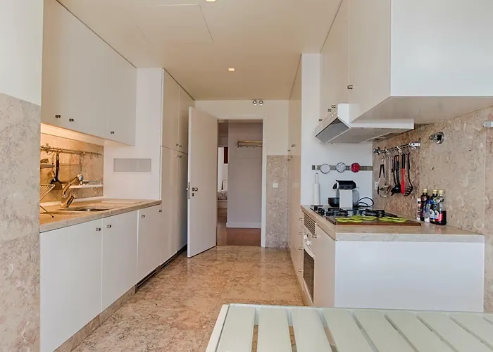 Libest Chiado 1 - Largo Do Carmo * Lisboa